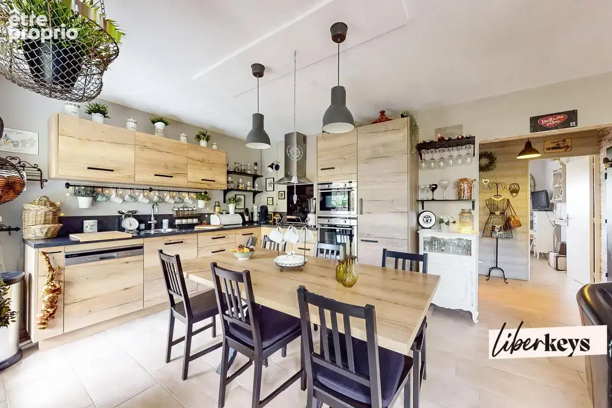 Rare à Tremblay-en-France – F2 de 48,89 m² entièrement rénové, dernier étage avec balcon et vue sur les arbres - photo 3