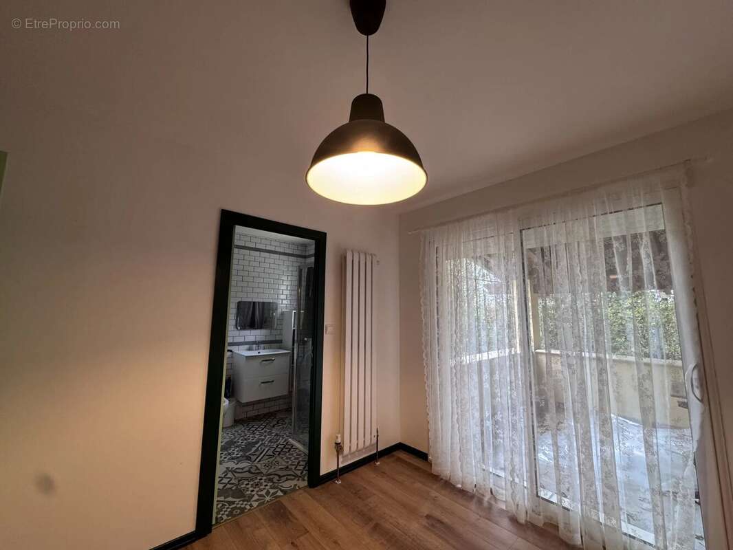 Nouveau pavillon près de Civray - photo 12