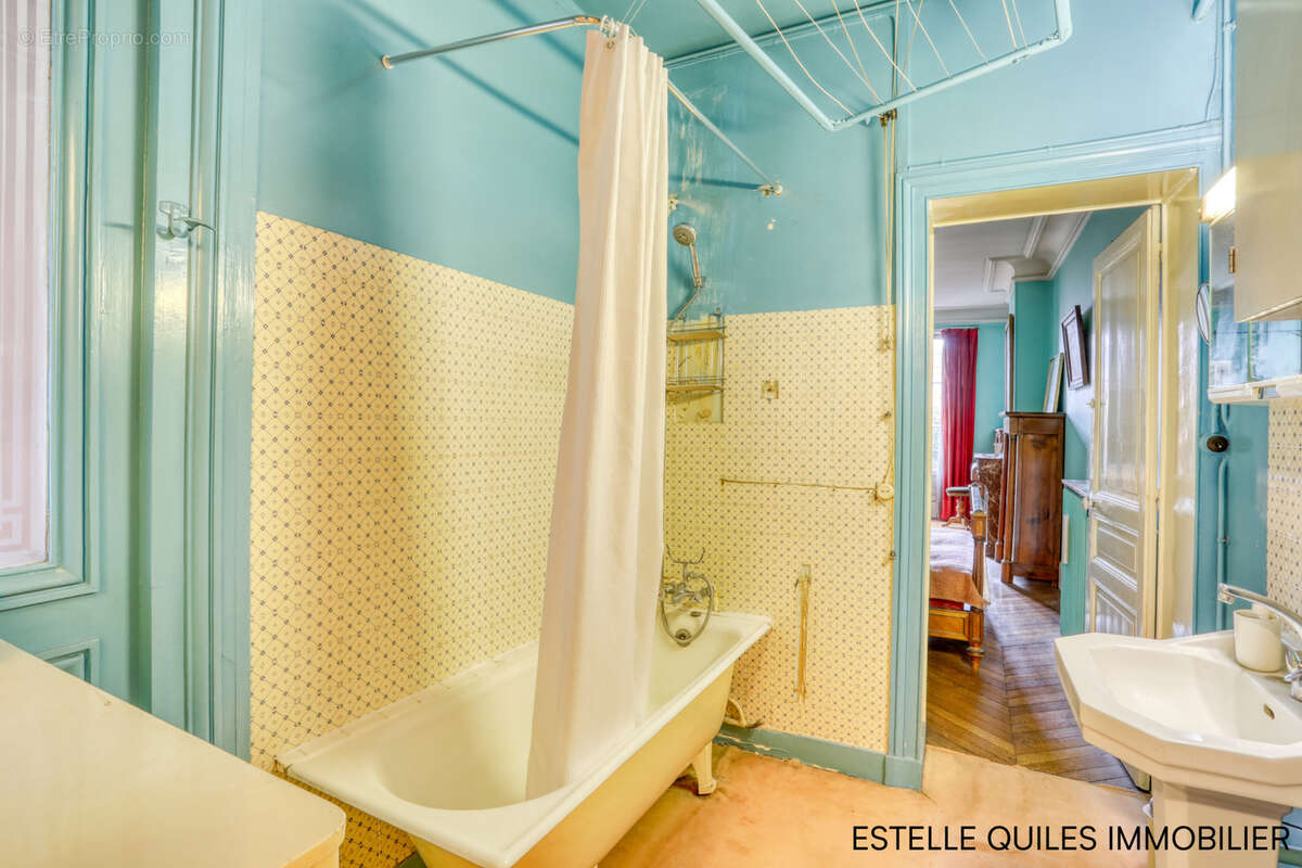 Appartement à VERSAILLES