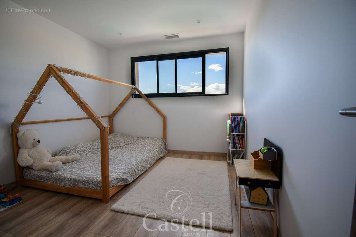 *** superbe contemporaine 4 chambres, garage, piscine *** - photo 8