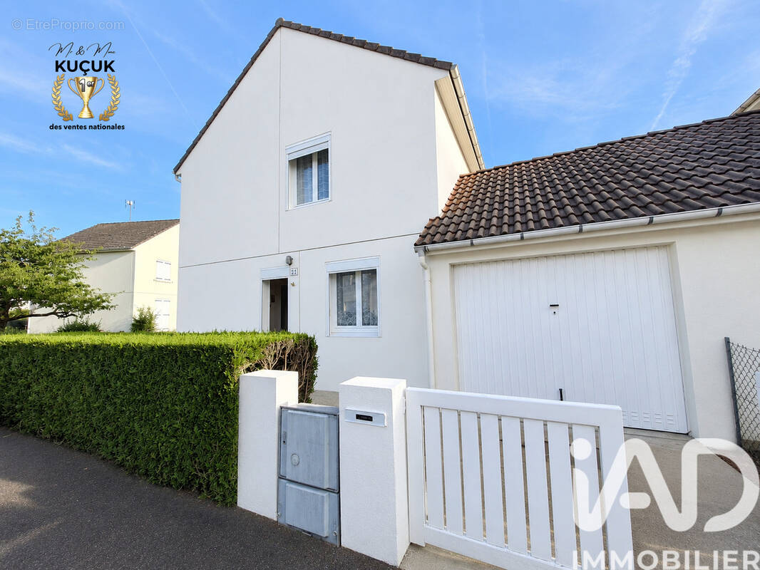 Photo 1 - Maison à SULLY-SUR-LOIRE