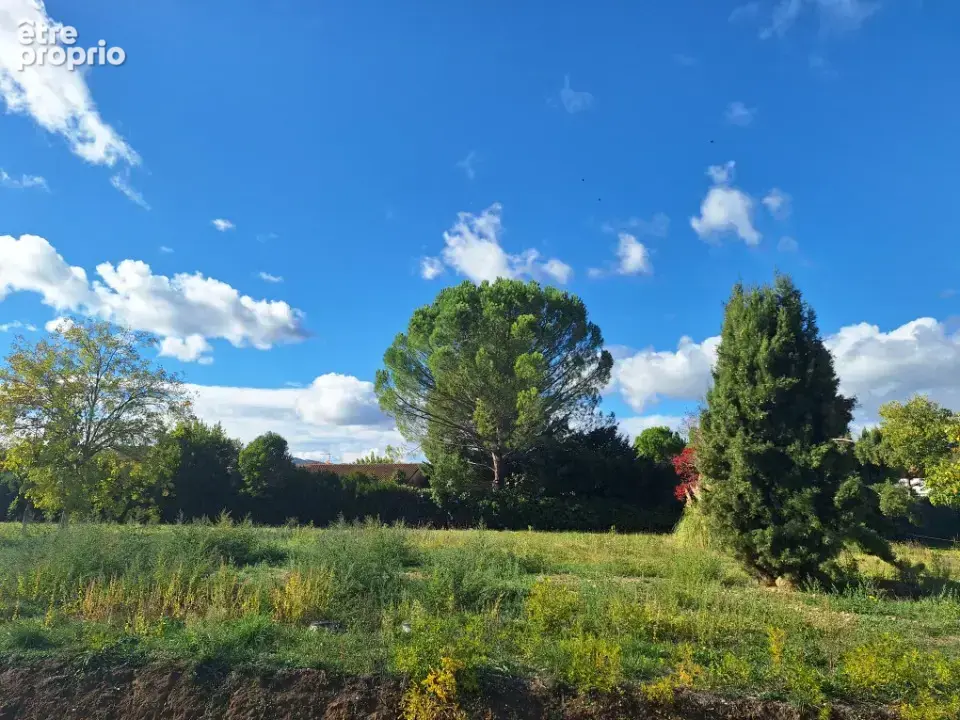 Terrain à ORAISON