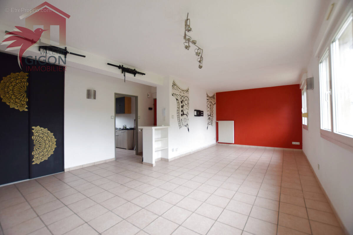 Appartement à PONT-DE-ROIDE