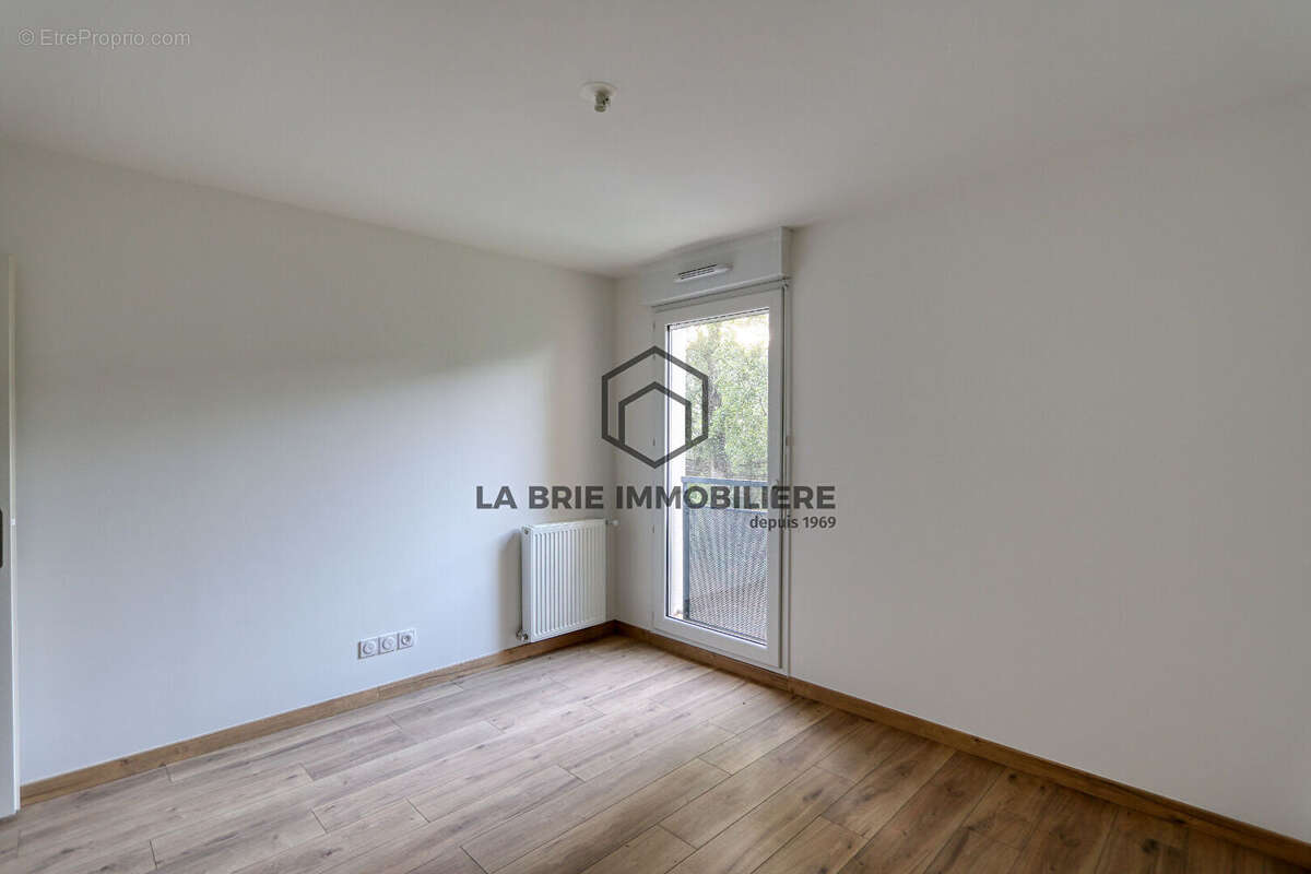 Appartement à PONTAULT-COMBAULT