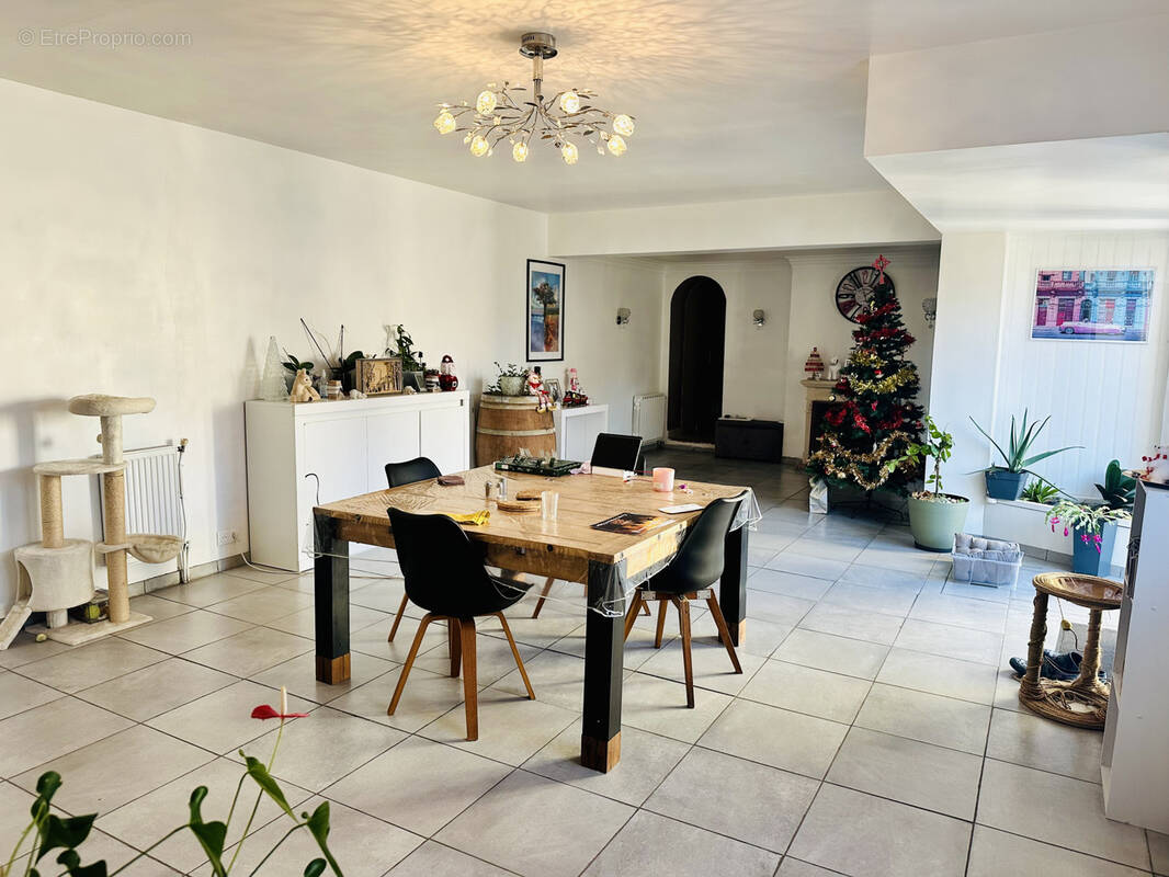 Maison à CAPDENAC-GARE