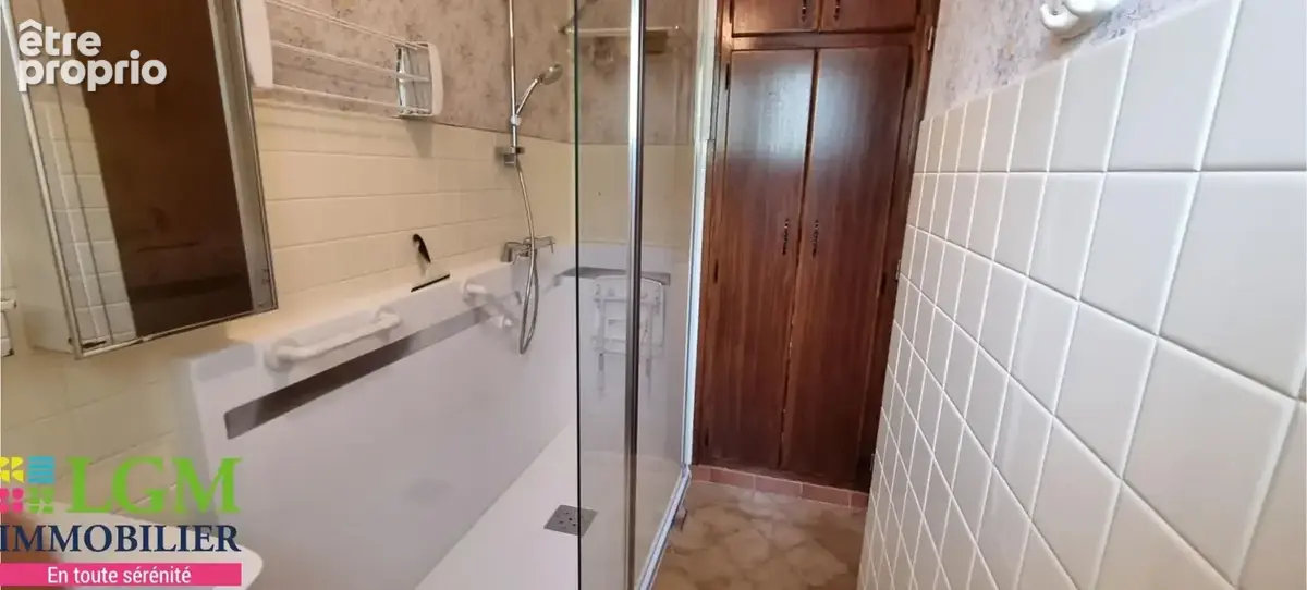 Villa familiale – dépendance – grand terrain arboré – piscine - photo 13