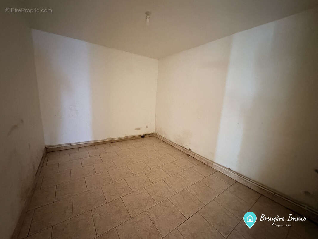Appartement 218 m² à Fourmies  - photo 9