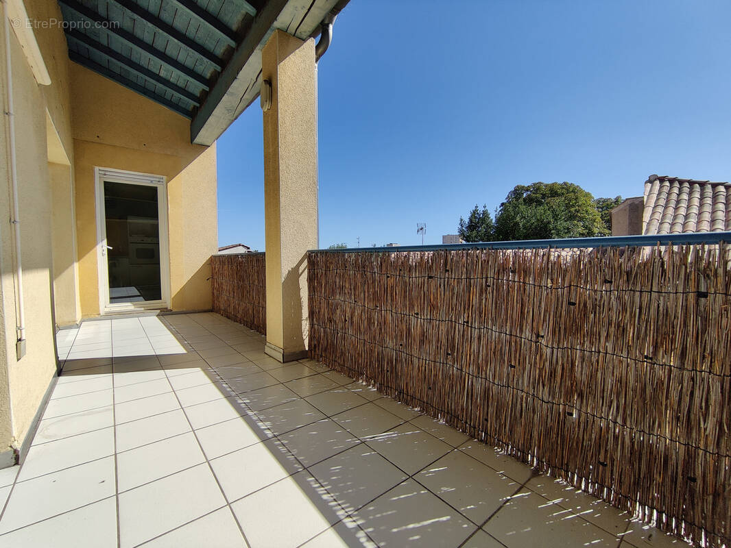 Appartement à NIMES