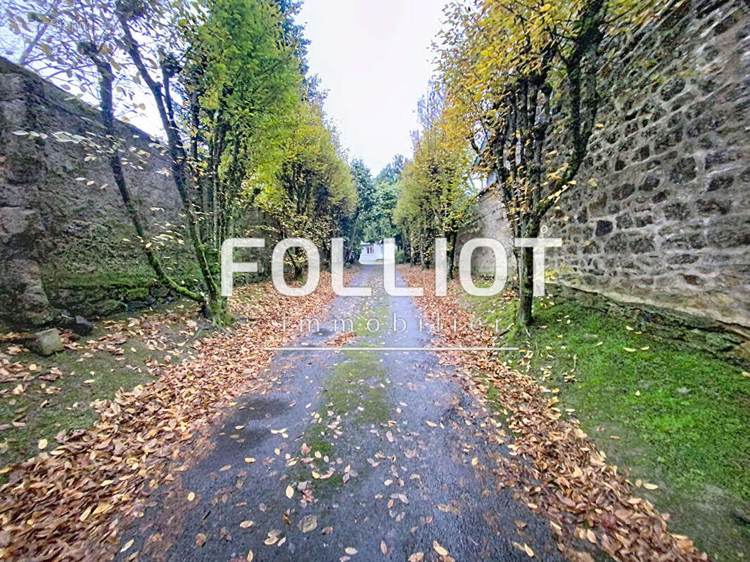 Appartement à FOUGERES