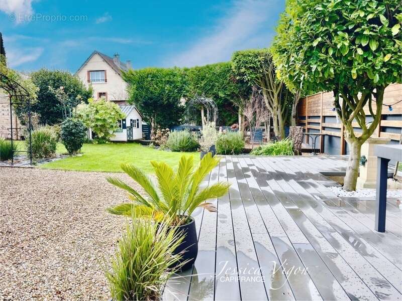 Maison à MONTIVILLIERS