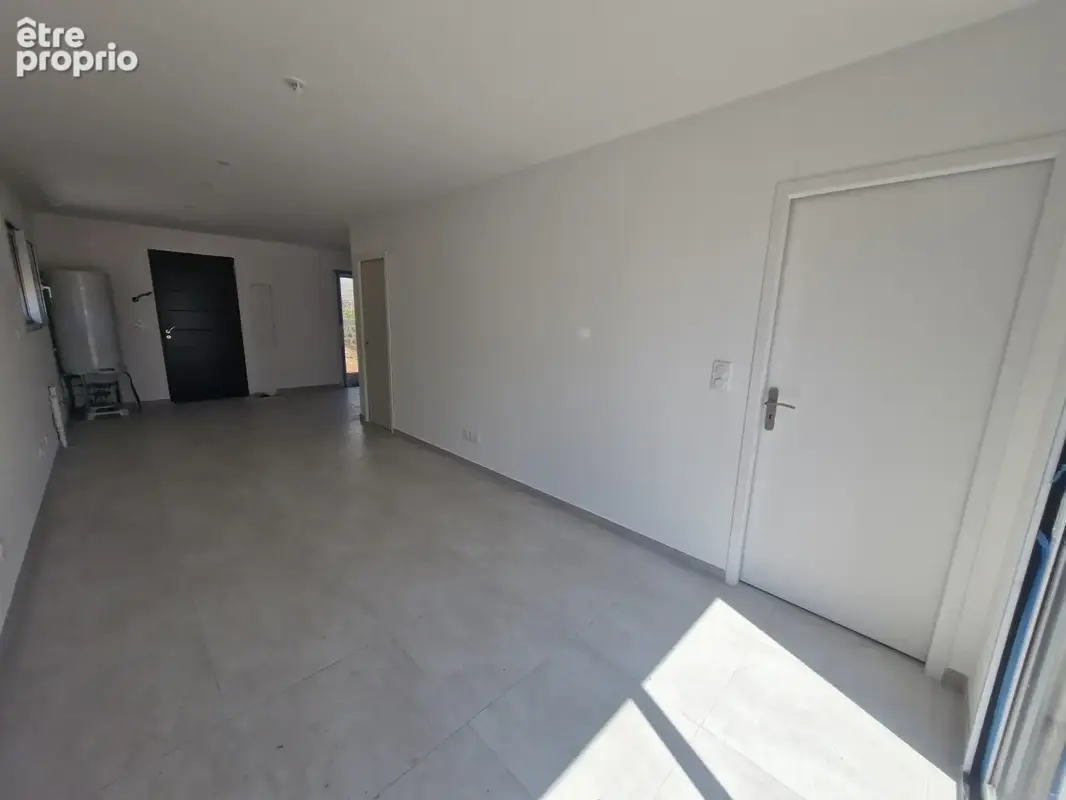 Maison 47 m² à Cuers  - photo 8