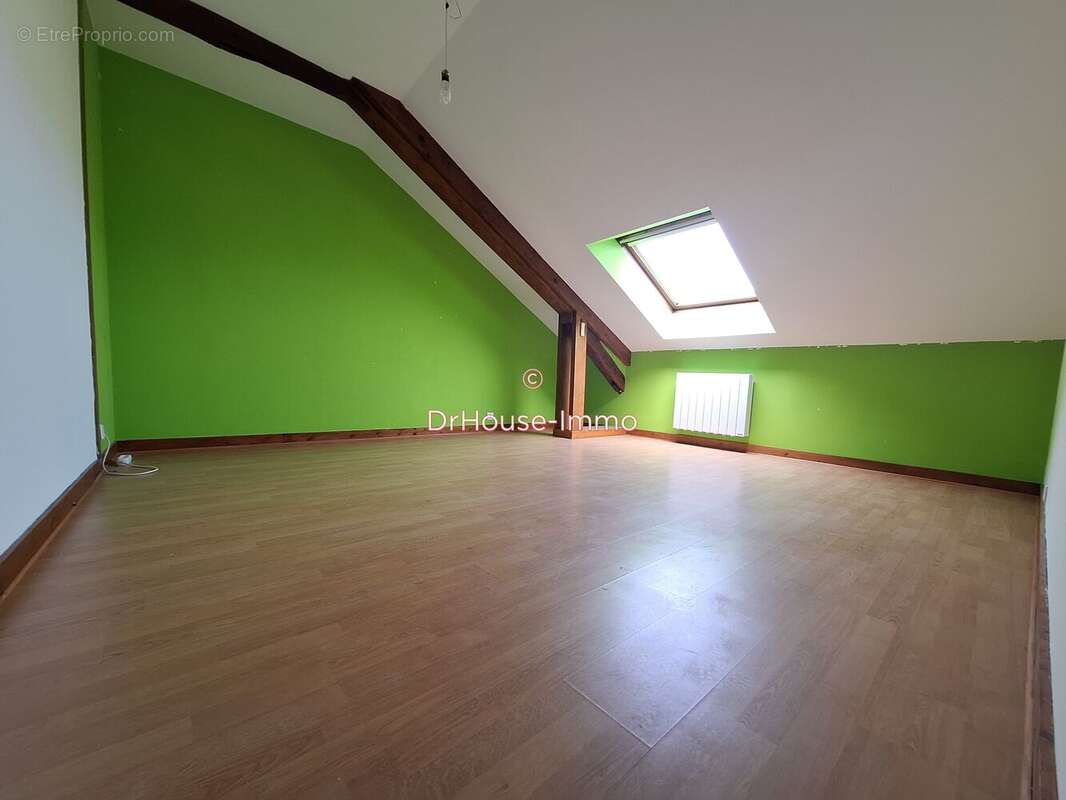 Maison 112 m² à Laigne-En-Belin  - photo 15