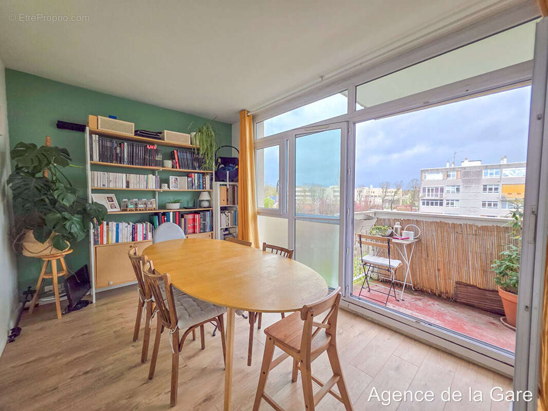 Appartement à MAISONS-LAFFITTE