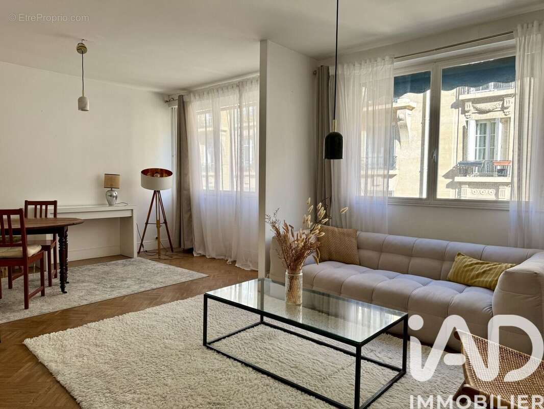 Photo 4 - Appartement à PARIS-16E