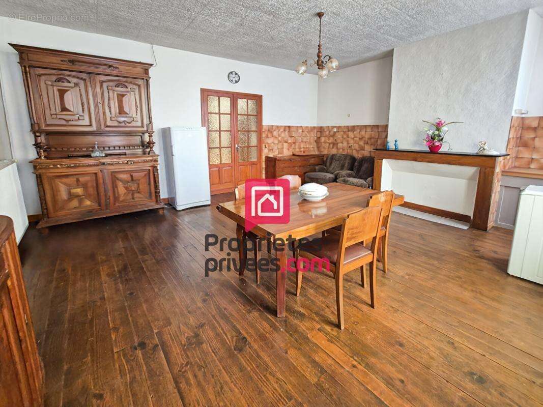 Maison à CASTELJALOUX