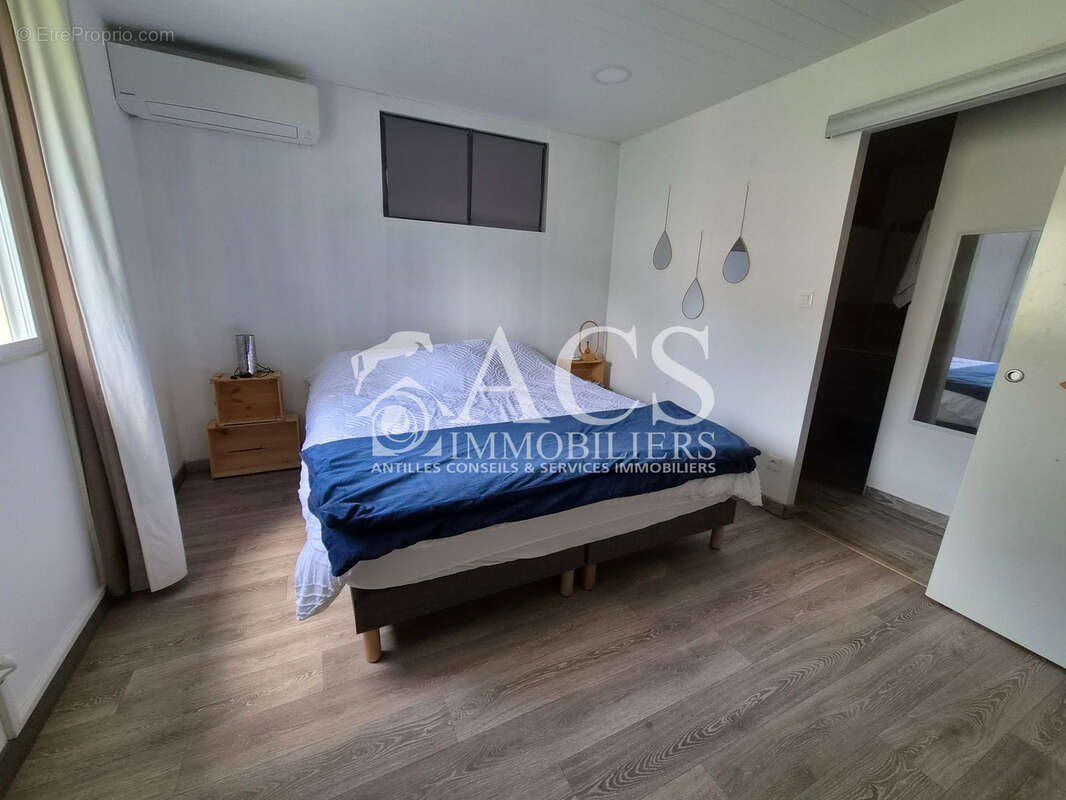 Maison F4 + F5 meublé et équipée en très bon état. - photo 11