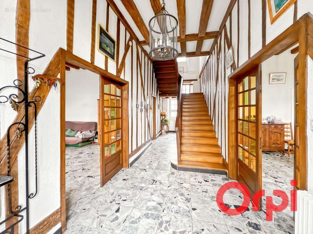 Maison à SAINT-AMAND-MONTROND