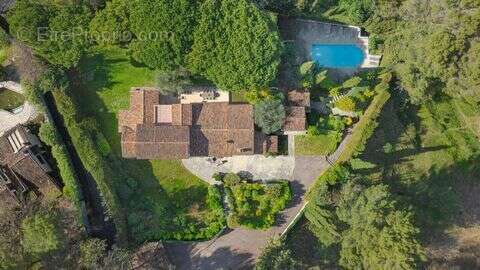Maison à MOUGINS