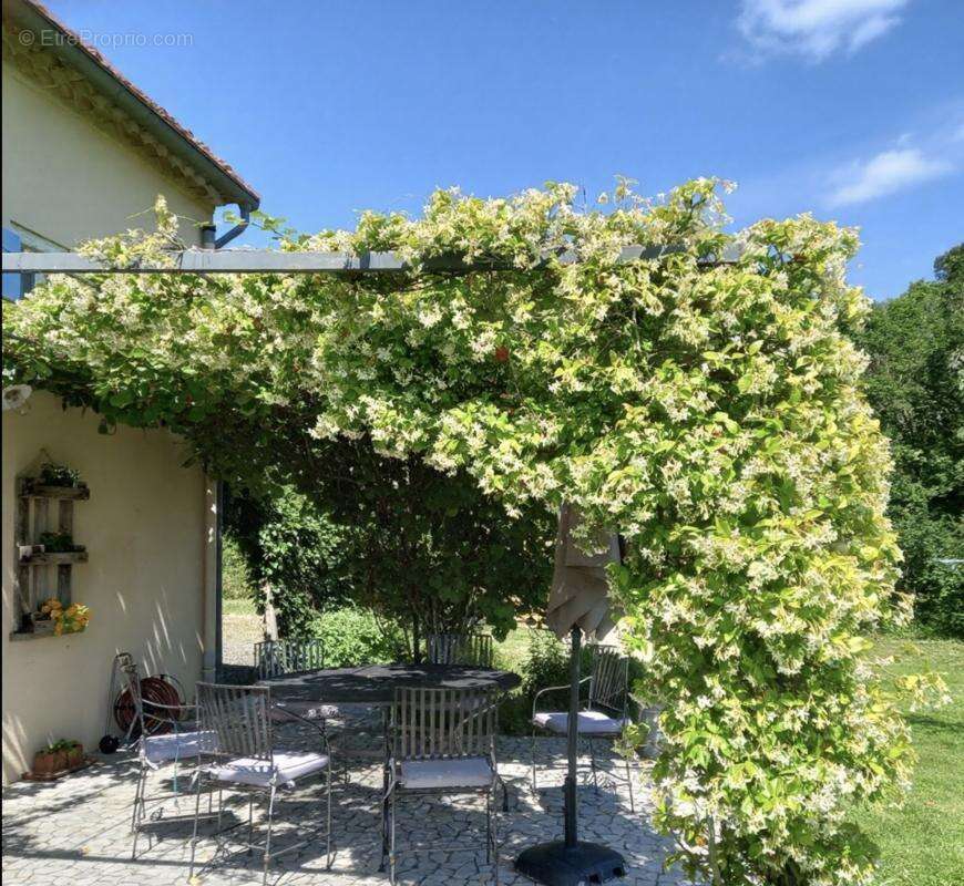 Maison à PUYCALVEL