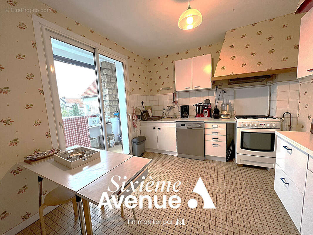 Maison à COMPERTRIX