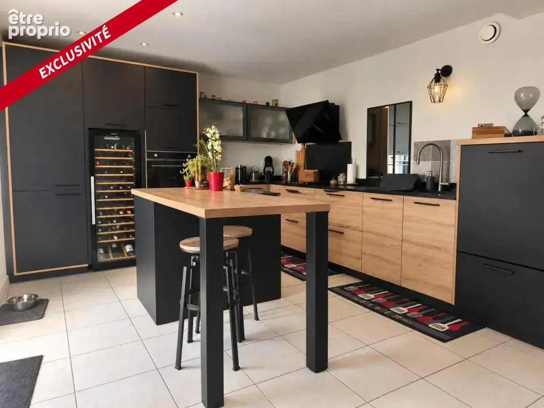 Grenade centre , rare sur le secteur superbe duplex T4 avec terrasse et garage - photo 2