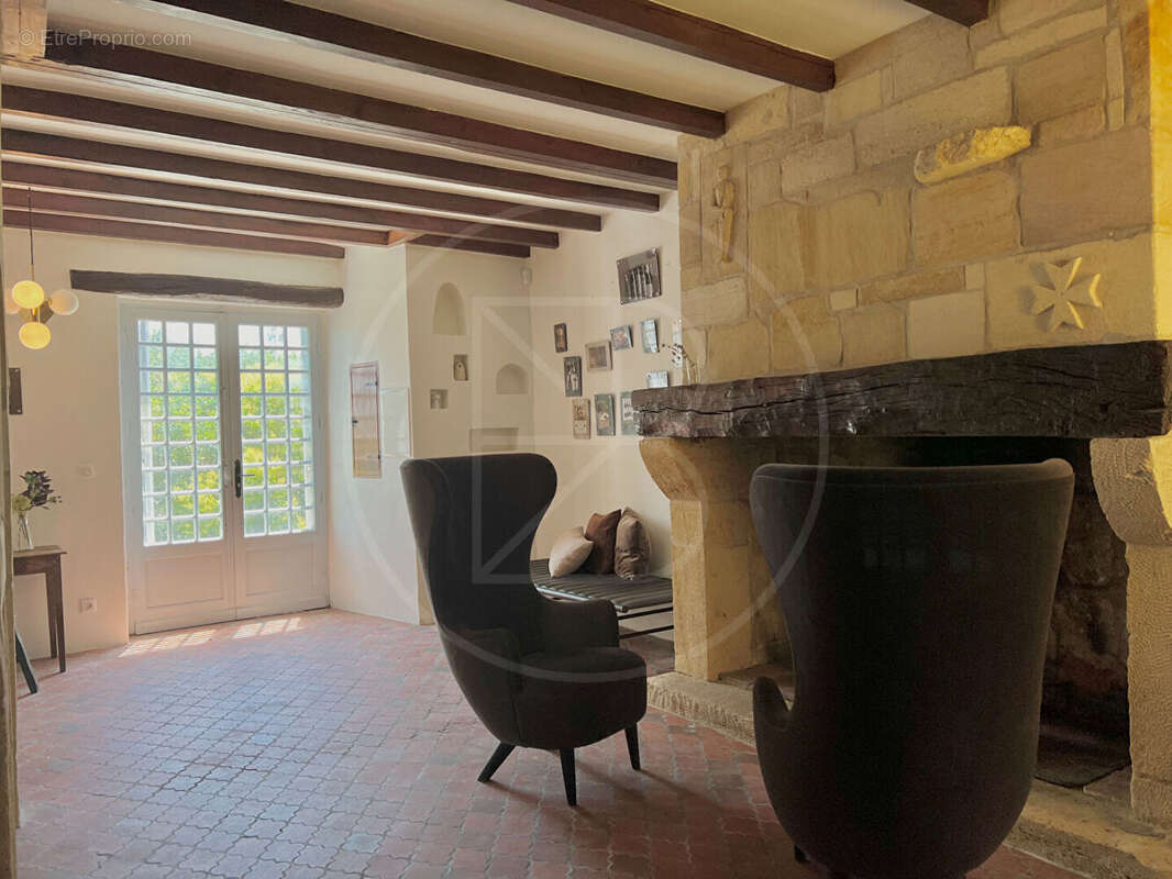 Maison à SAINT-EMILION