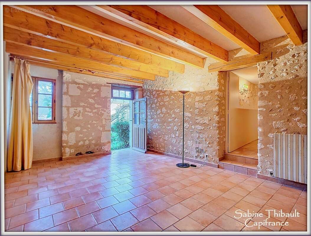 Dpt Indre et Loire (37), à vendre MARCILLY-SUR-MAULNE, maison 7 pièces 173 m2 - Terrain clos - photo 7
