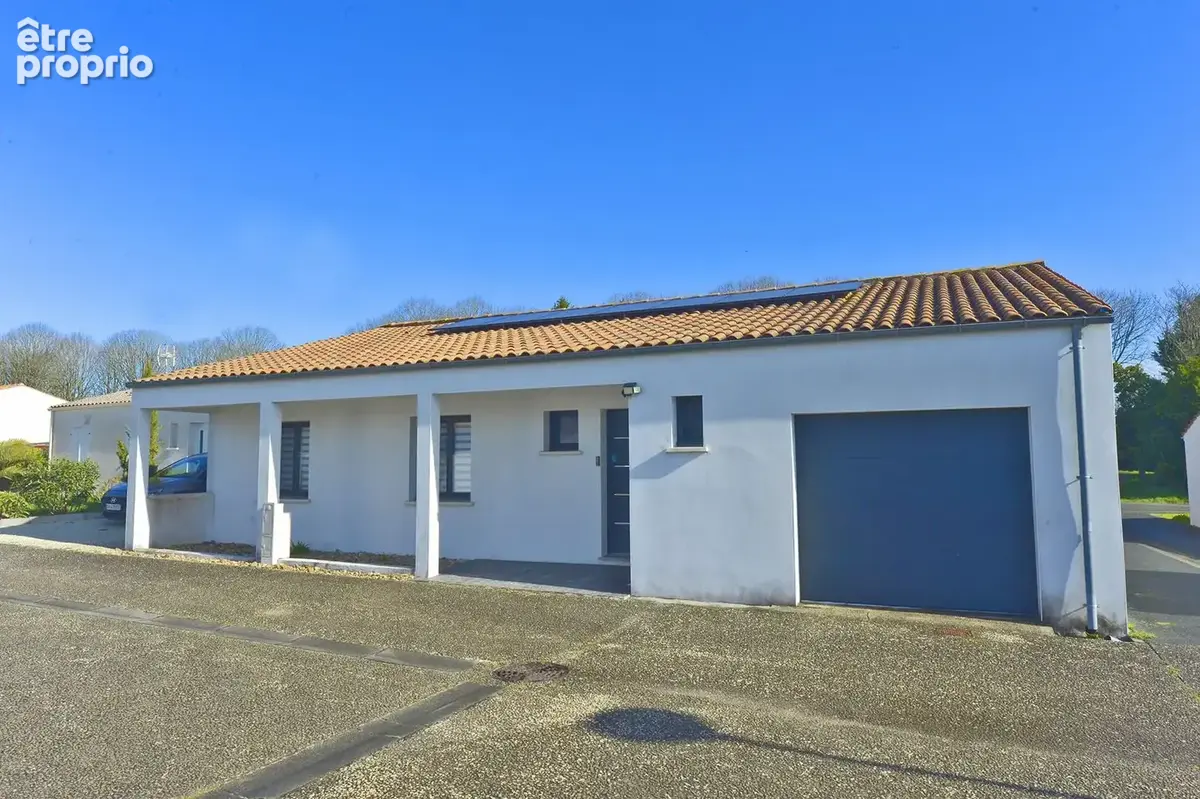 Maison à ARCES