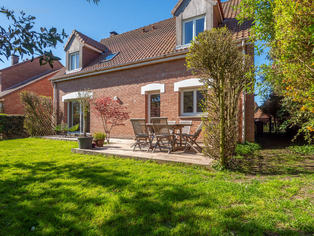 Maison à CAPPELLE-EN-PEVELE