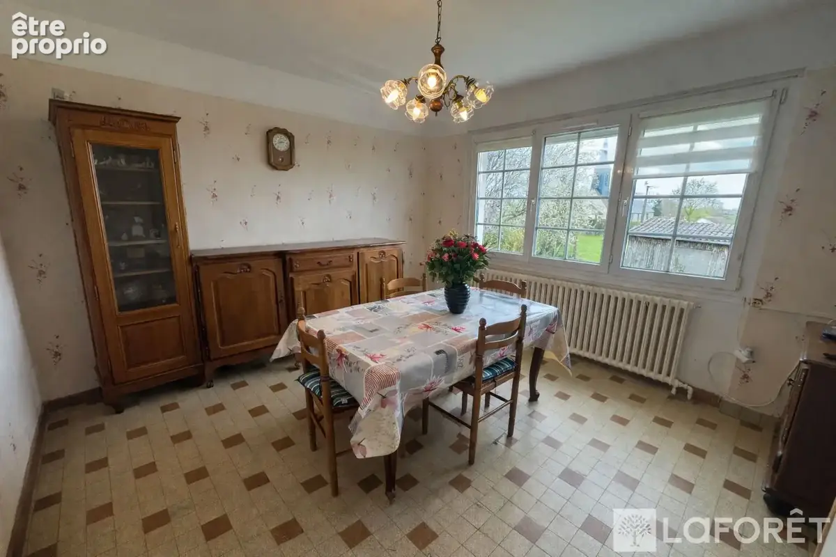 Maison à SAINT-OUEN-SUR-ITON