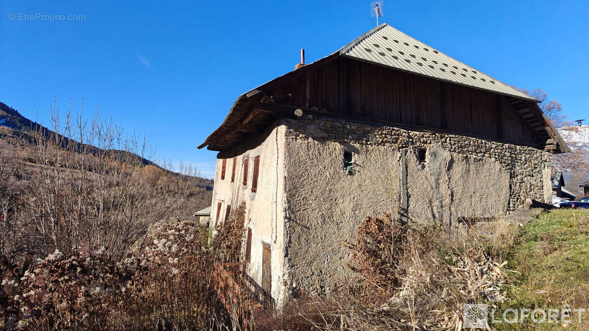 Maison à SAINT-SAUVEUR