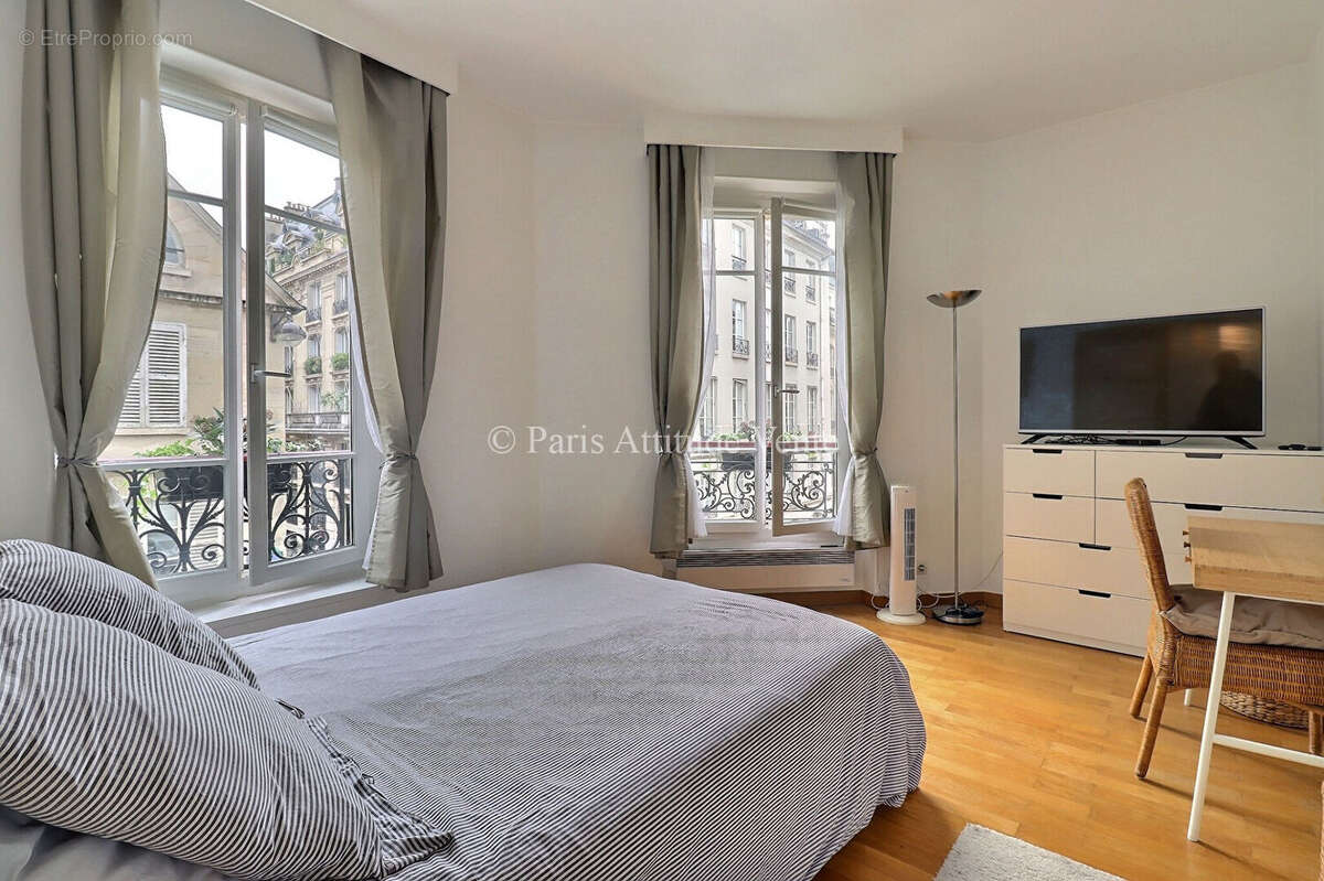 Appartement à PARIS-6E