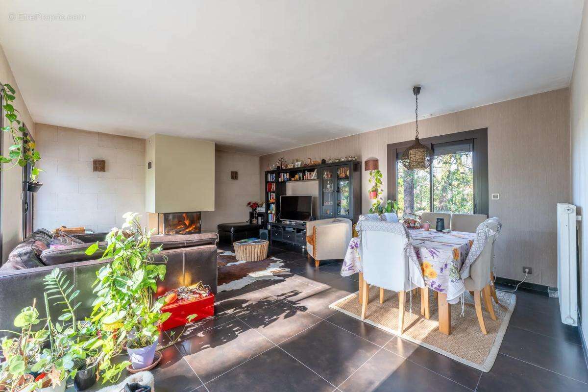 Maison à LE TAILLAN-MEDOC