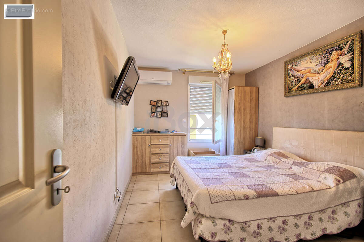 Appartement à CUERS