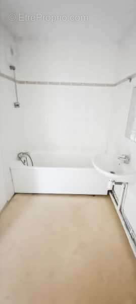 Appartement 79 m² à Exincourt  - photo 7