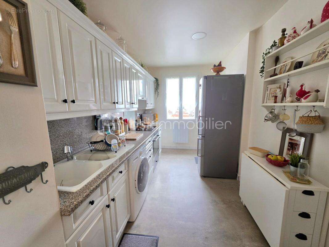 Appartement à OZOIR-LA-FERRIERE