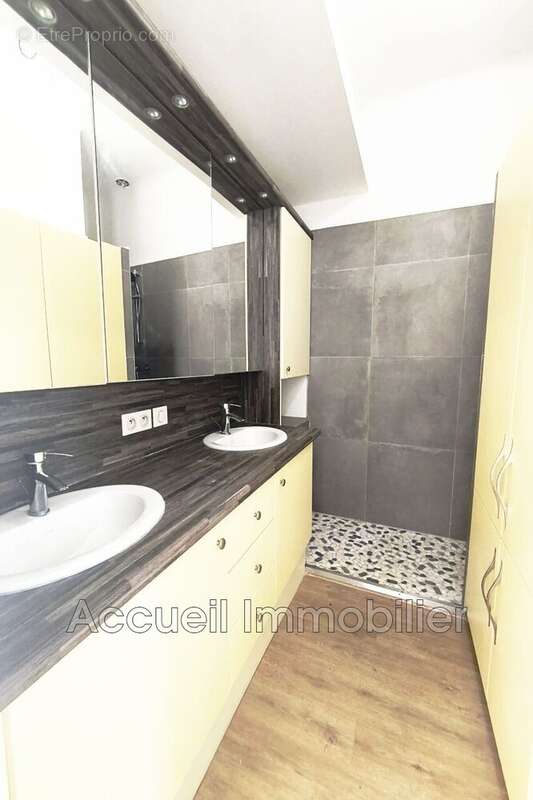 Appartement 40 m² à Le Grau-Du-Roi  - photo 3
