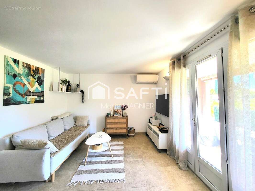 Photo 4 - Appartement à LA CROIX-VALMER