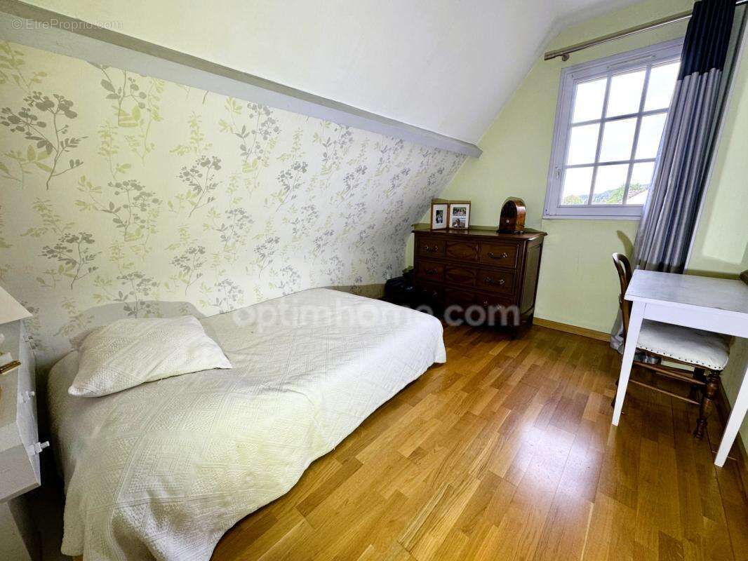 Maison à vendre, 4 chambres, Véranda, grand séjour, double garage, jardin arboré, vue dégagée - Proche ORBEC (14290) - photo 12
