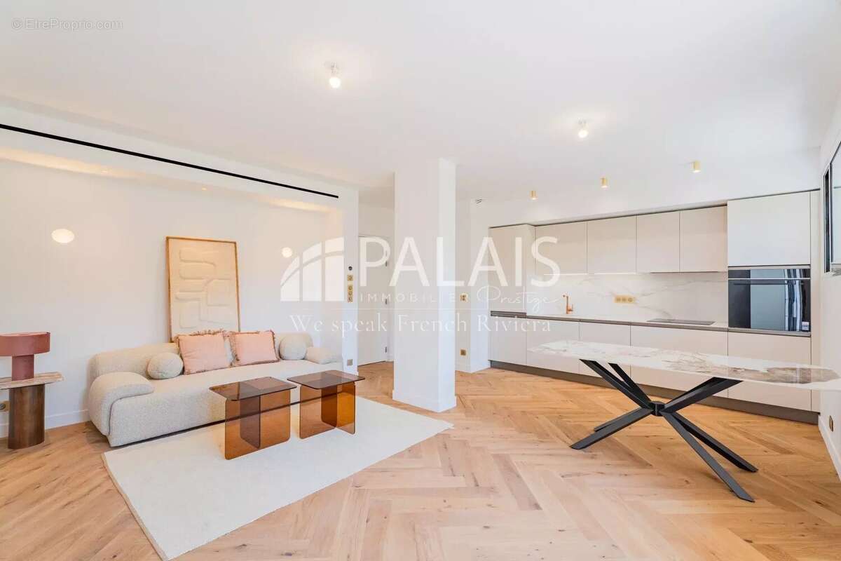 Appartement à BEAULIEU-SUR-MER