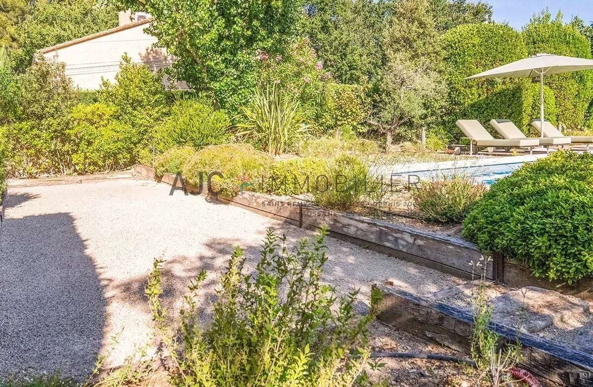 Saint-rémy-de-provence – propriété rénovée en 2019 – piscine 15 x 5 m – possibilité d'extension - photo 9