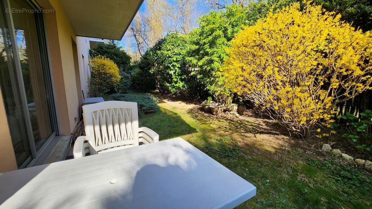 Appartement à MAISONS-ALFORT