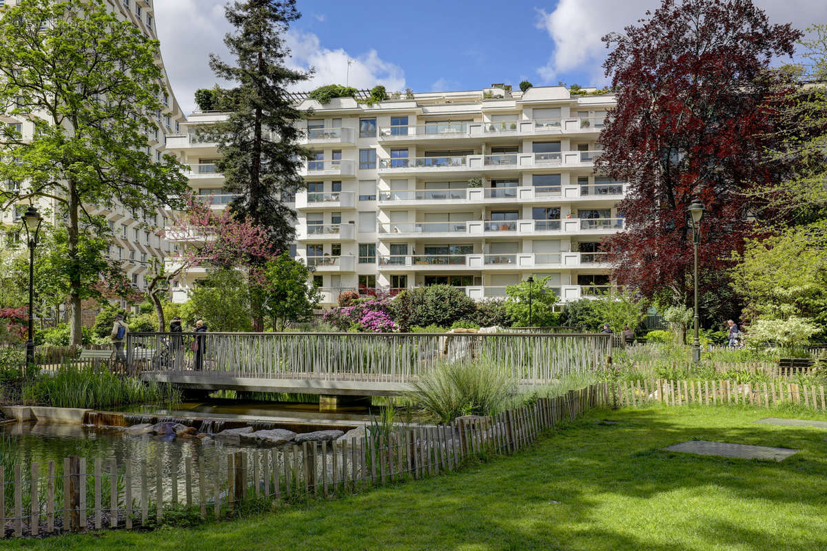 Parc de la Planchette Levallois 5 P de 128m2 + Balcons Terrasses - photo 2
