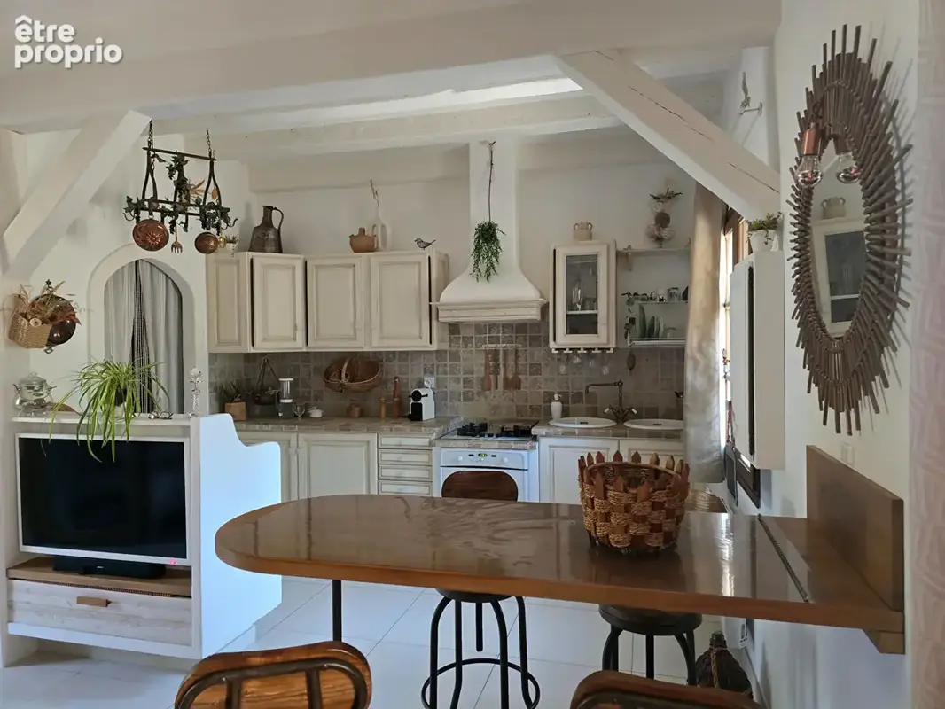 LA BOUILLADISSE- Maison R+1 de type 2 de 66m² environ - photo 5