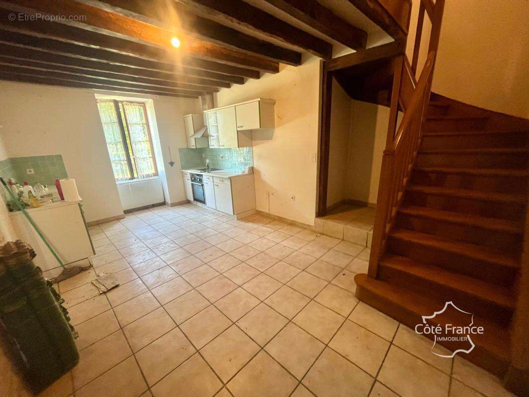 Maison à FONTENAILLES