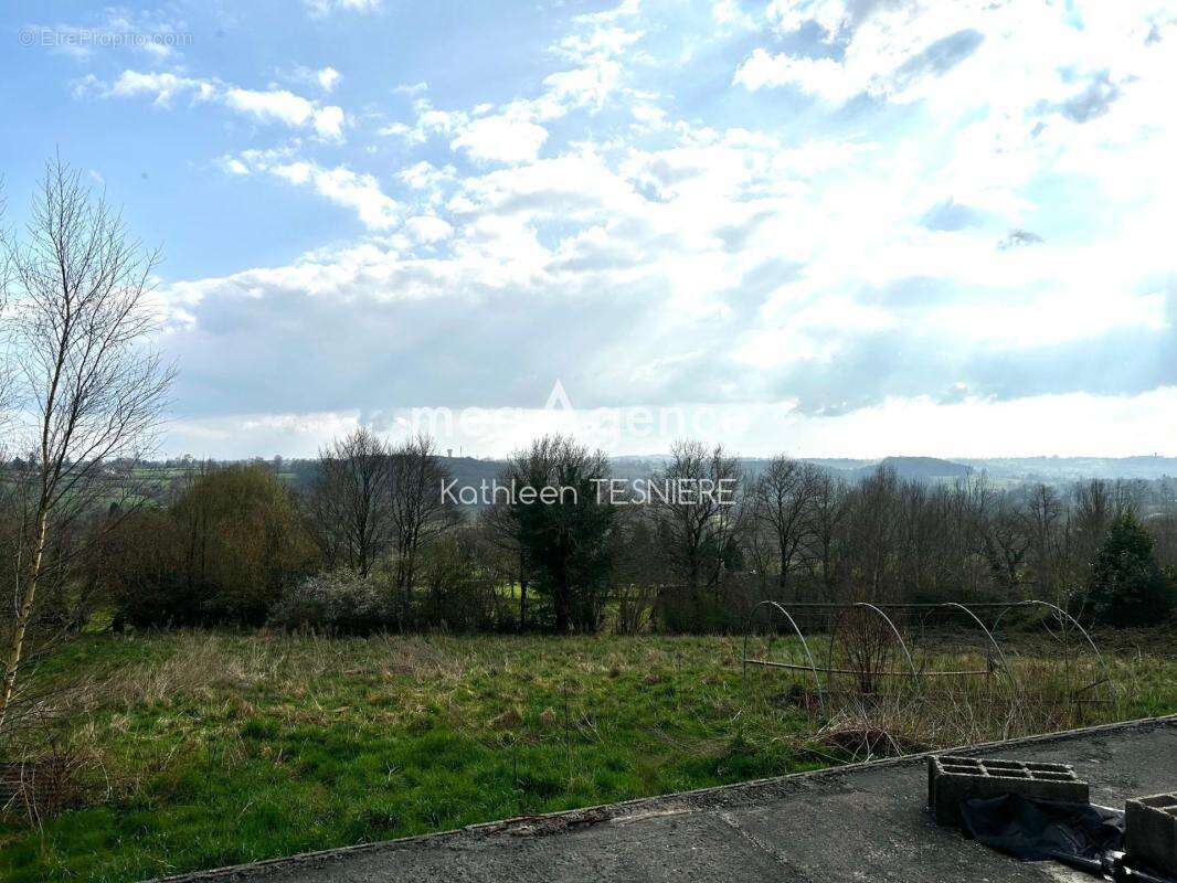 Maison à VILLEDIEU-LES-POELES