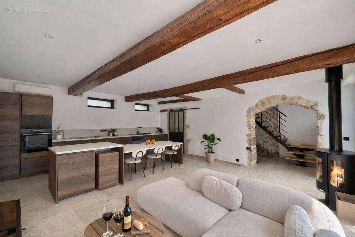 Maison à BOURG-DE-PEAGE