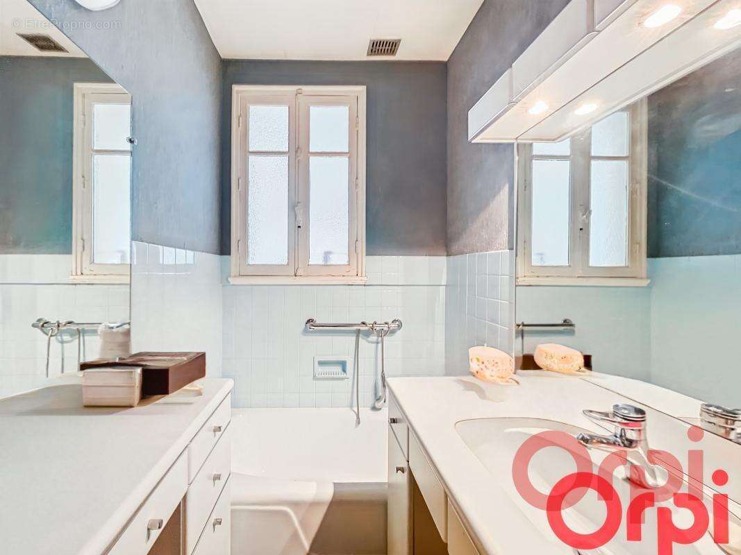 Maison à SAINT-AMAND-MONTROND