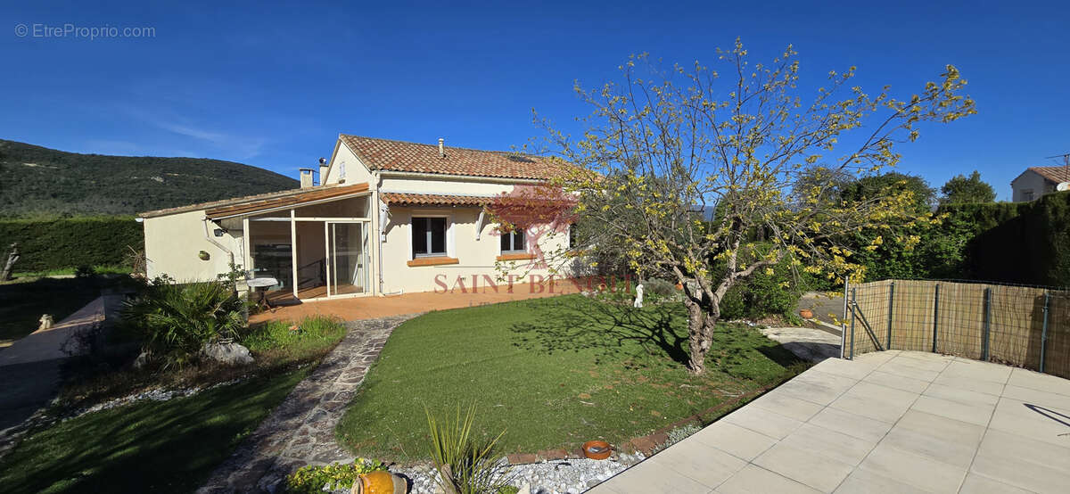 Maison à LA BOISSIERE