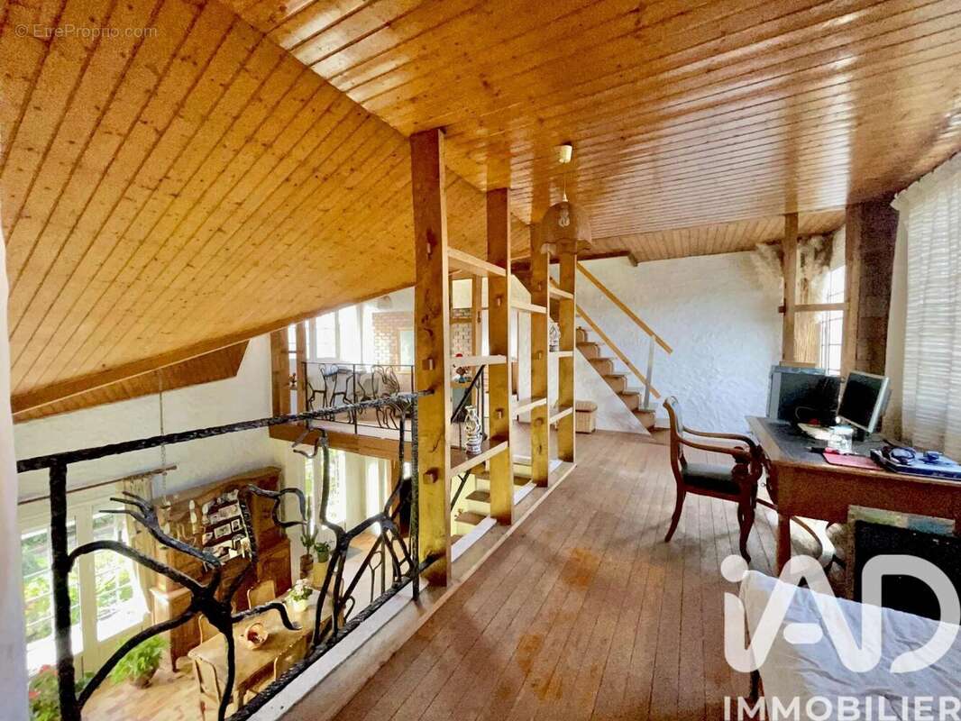 Photo 9 - Maison à OISSEL